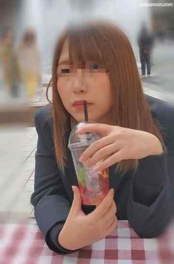 FC2-PPV-1762213 - 【個撮】県立普通科③自転車で通学ののギャル・卒業前に生ハメ連続中出し（特典で2回目の中出し）