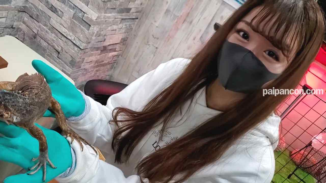 FC2-PPV-1794863 - 【初撮影】カフェで出会ったJDに中出し（前編）