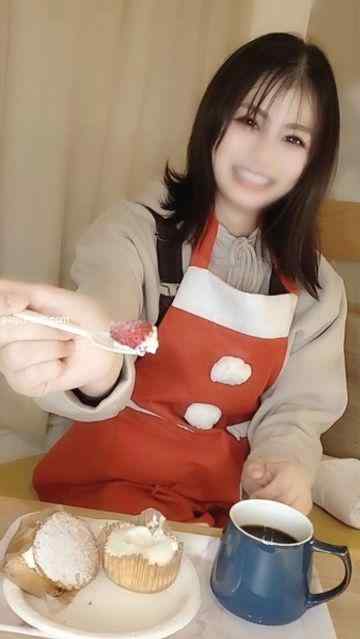 FC2-PPV-2546377 - よく行くカフェの気になるあの子・お店で使うサンタ服で中出しイキまくり