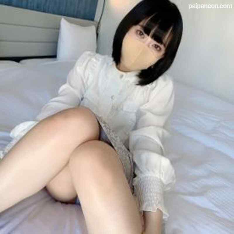 FC2-PPV-2605808 - 個数限定【無修正】やっばいくらいの美肌！色白プルンと女の子らしい体型で清楚系ときた！ほとんどの男子がドストライクな彼女にたっぷり生中出し！！ cover.jpg