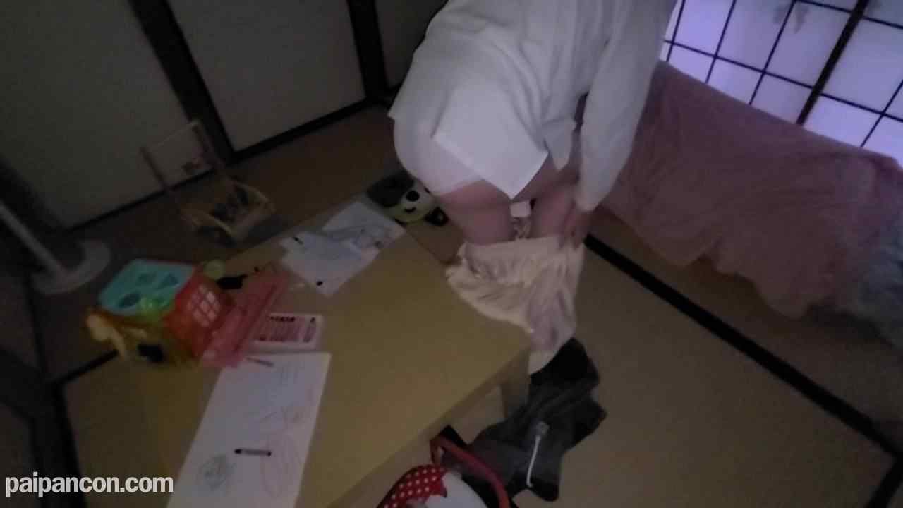 FC2-PPV-2915551 - 【個人】子供と遊ぶスナックママを自宅に戻らせ*親から女へ。誰もいない家の中で他人棒に喘ぎながら膣奥へ中出し　帰宅した子供に隠れてさらに。。。 thumbnail_3.jpg