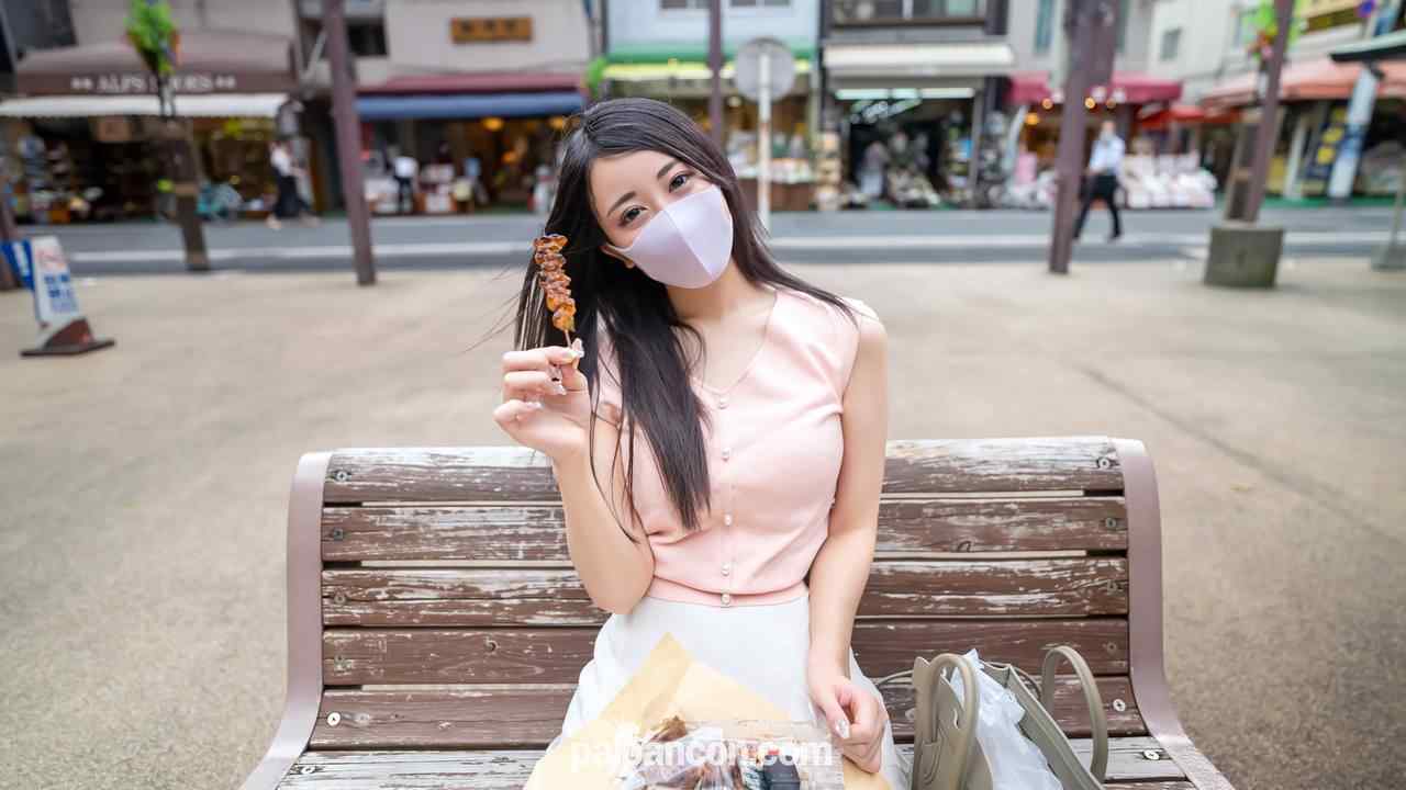 FC2-PPV-3092747 - 初撮影！シネマ画風！新卒テレオペ勤務のEcup美巨乳美女が性欲丸出しで乱れる裏の顔・・・全身から淫靡なフェロモン剥き出しで揺れる美しい美巨乳体に生中出し＆口内射精！！