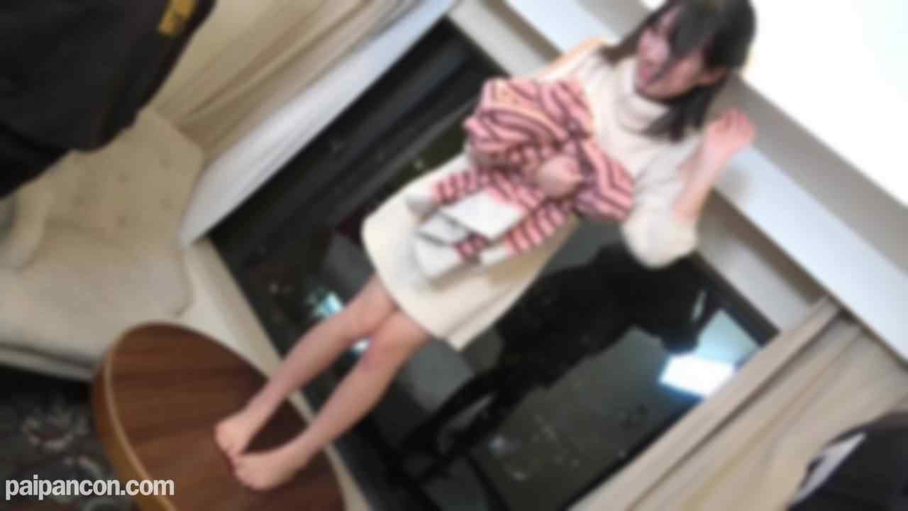 FC2-PPV-3103366 - あざとかわいいJDももかちゃんが4P！何も知らずにやってきて男3人に弄ばれ3連続中出し。