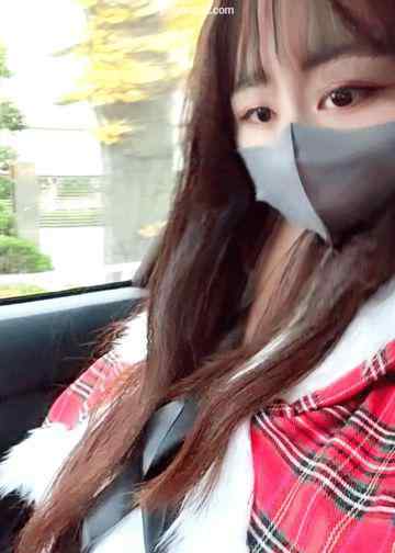 FC2-PPV-3152719 - 「#72」10代のスリムで猫顔の女の子とクリスマスデート。サンタコス着せて車で連れ回して聖なる夜に中出しプレゼント♡メリクリ♡ cover.jpg