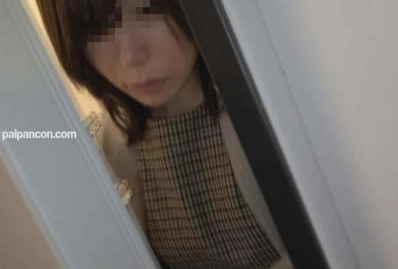 FC2-PPV-3191211 - 【個人】クズ男のオカンのスベスベ肌を犯していたら、グズが姉を連れて。。。