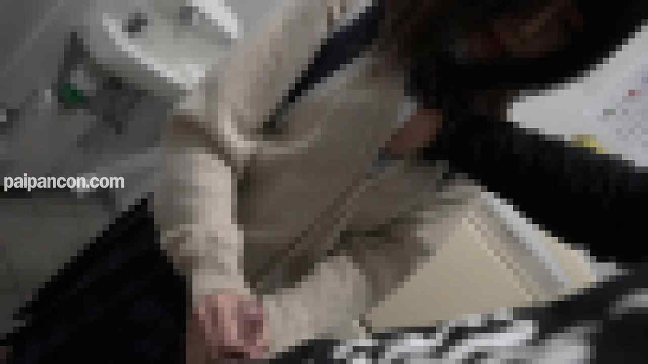 FC2-PPV-3191615 - 初撮影・顔出し！！どこか寂しげで将来に不安を感じる思春期の可憐な女子◯生・・・禁断の関係に背徳感を感じながらもゴム無し連続膣内射精！！（前編） thumbnail_4.jpg