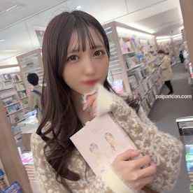 FC2-PPV-3196631 - 顔出し！！色白美脚の美人元看護士の歪んだ性癖・・・仕事帰りに誘い出し悶え乱れる性欲旺盛な敏感体に生中出し！！