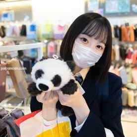 FC2-PPV-3199516 - 初顔出し撮影！！tikt◯kでアイドルを目指し夢見た美◯女女子◯生・・・思春期の女子生徒に破廉恥行為を繰り返し卑猥な裸体を見せつける未成熟の身体に連続膣内射精！！ cover.jpg