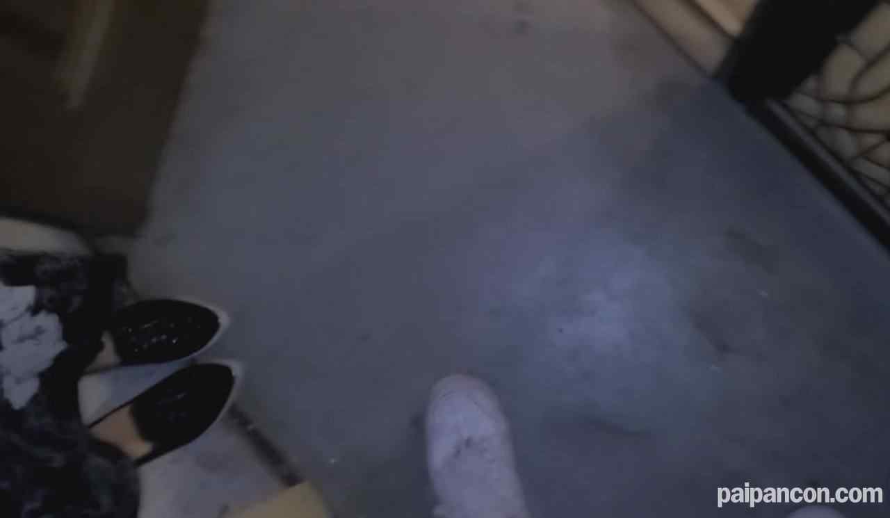 FC2-PPV-3202838 - 【個人】隣から聞こえる女の喘ぎ声。新規融資の奥さんは身構えながらも金のために犯される thumbnail_0.jpg