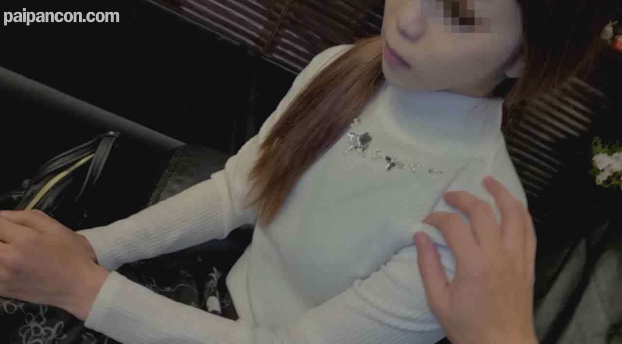 FC2-PPV-3202838 - 【個人】隣から聞こえる女の喘ぎ声。新規融資の奥さんは身構えながらも金のために犯される thumbnail_2.jpg