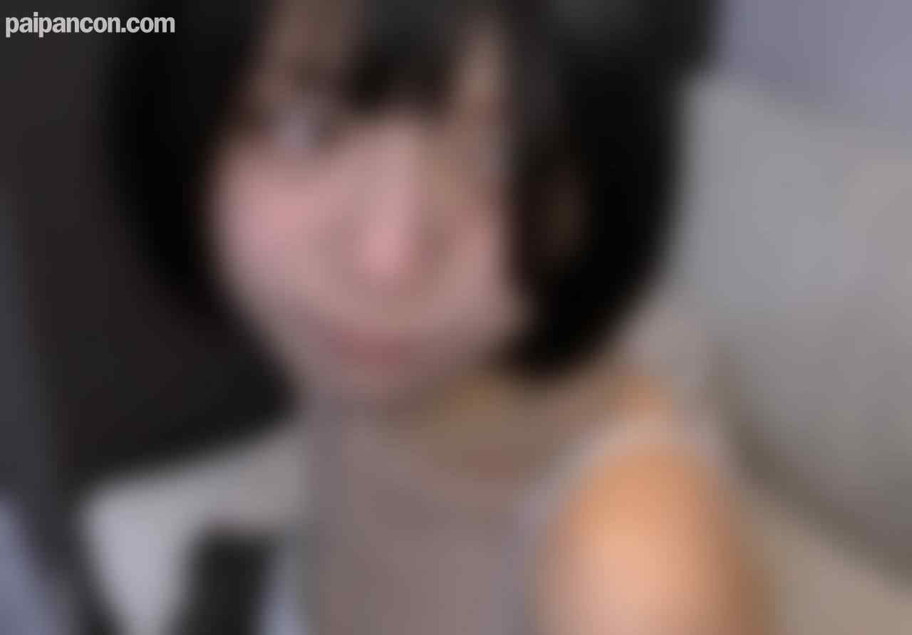 FC2-PPV-3238140 - 【顔晒し】あのちゃん似の超人気有名コスプレイヤー。純粋無垢な彼女を騙し、無断販売。涙目で見つめるも、無情にも大量発射。