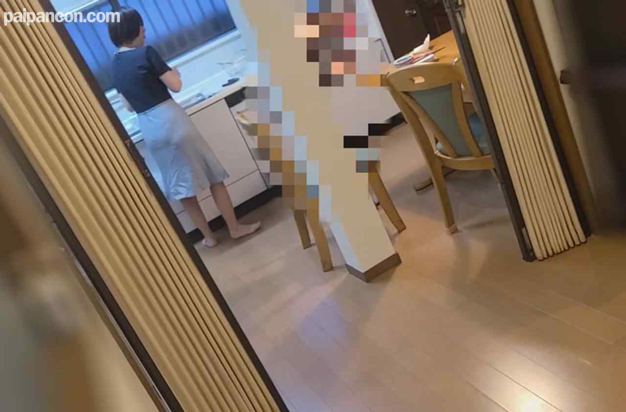 FC2-PPV-3696067 - 実家訪問【個人】返済避難中の下町妻　認知症で心配するお婆ちゃんの前で見せつけ、喘ぎ声を押しころせずに漏れてしまって、、、 thumbnail_2.jpg