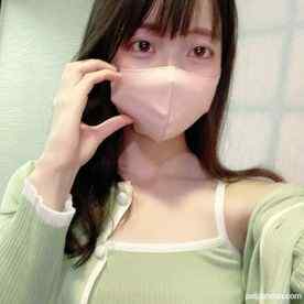 FC2-PPV-3829573 - 【#105】黒髪清楚の本物看護師をハメ撮りしました。ノーブラ散歩で羞恥...こんな真面目な女のおまんこは糸を引くほどびしょ濡れな変態。「やぁだ...気持ちいい♡」感度爆発で乱れ同時イキ中射精♡両想い♡ cover.jpg