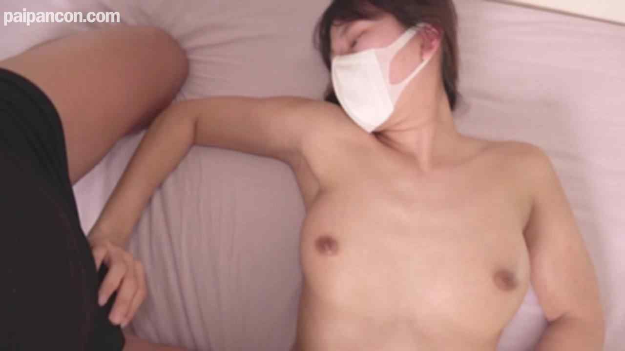 FC2-PPV-4361271 - ★4/7まで半額【無修正・完全素人】経験人数１人の未開発ウブ素人が家庭の事情で再降臨！自分のカラダを犠牲にして中年男の前で股を広げオマンコねっちょり舐められ弄られて極太マラを根元までねじ込まれ… thumbnail_4.jpg