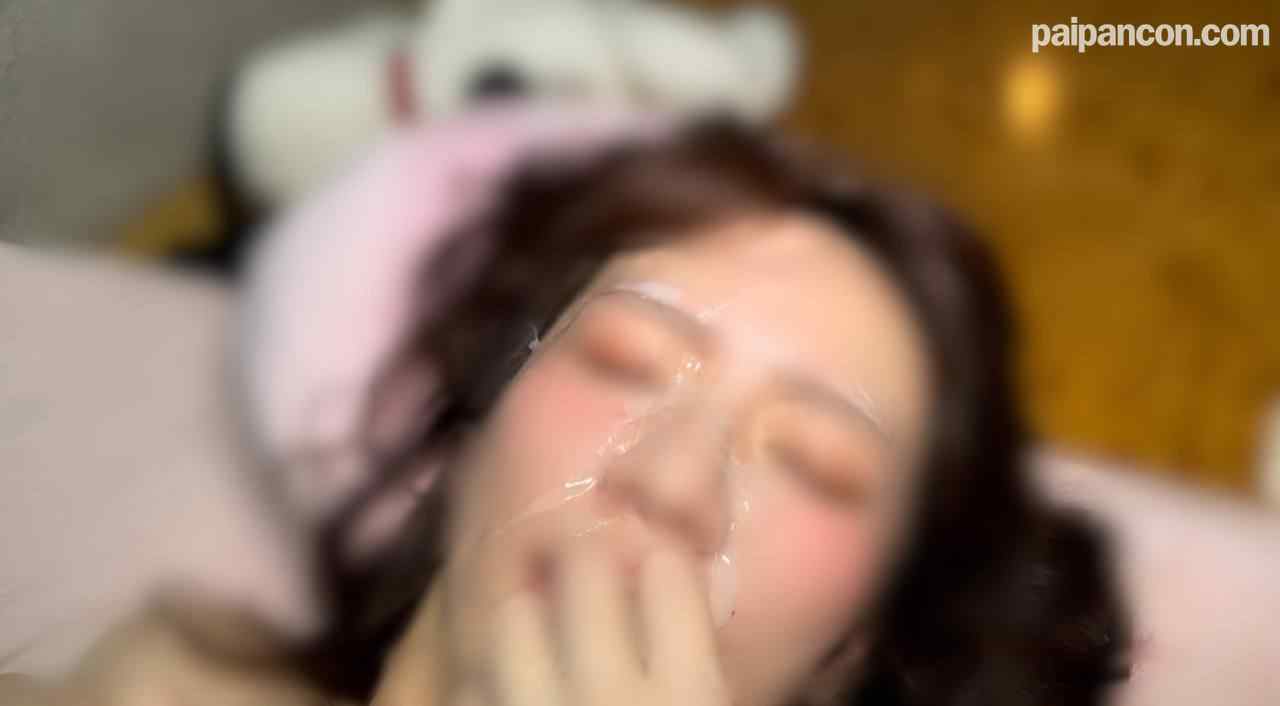 FC2-PPV-4416910 - 妊娠4ヶ月！不倫上司に孕ませられた素人。スタイル感度抜群美人な妊婦さんの成長記録を撮ります。妊婦希望の予定変更いきなり3P乱交パーティに！？1作目ニキ thumbnail_9.jpg