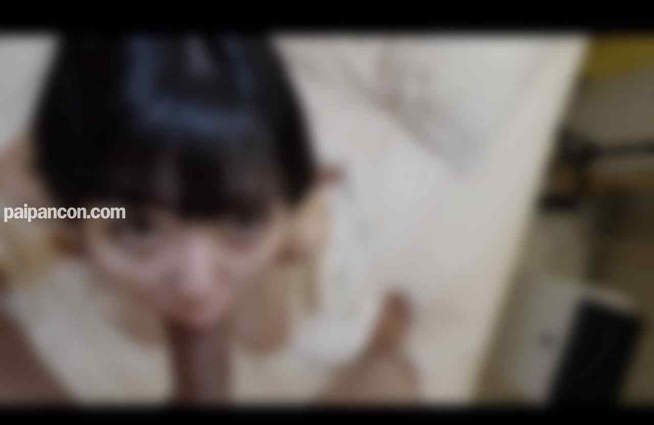 FC2-PPV-4484046 - 3日間！！70%OFF【顔出し】【潮吹き】就活中どころかAV出演で終活。即採用級の大量潮吹き！オイルを塗ったくりオナニーをさせ従順な就活生と中出し面接！ thumbnail_4.jpg