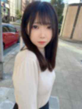 FC2-PPV-4510882 - 【2作品】柔らかDカップ♡ 美脚で韓国風美人みいちゃん♡  が.く.費を払う為にエッチなビデオに...   彼氏がいるのに何度もイッちゃう感度抜群なウブな女の.こ.に2回も中出しちゃいました♡ cover.jpg