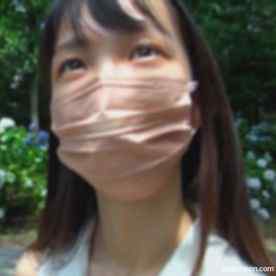 FC2-PPV-4516449 - 「おっぱい揉まれるのは浮気じゃない」という細身巨乳ちゃん！すらっとしたスレンダーなモデル体型なのに素晴らしい天然おぱーい cover.jpg