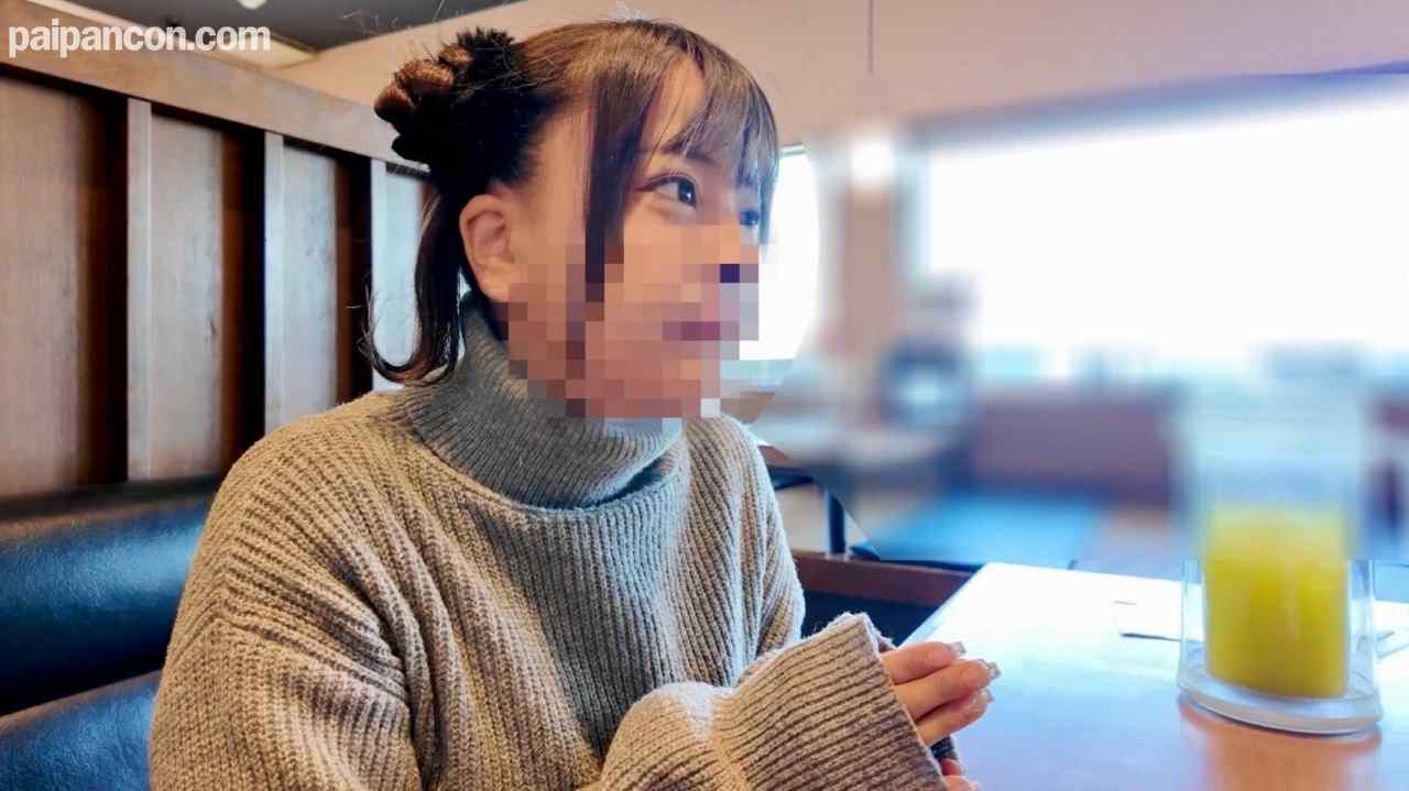 FC2-PPV-4566618 - 【11/25まで特別価格】舐めるのが大好きな超絶可愛い大学生は奇跡のJカップ。 thumbnail_0.jpg