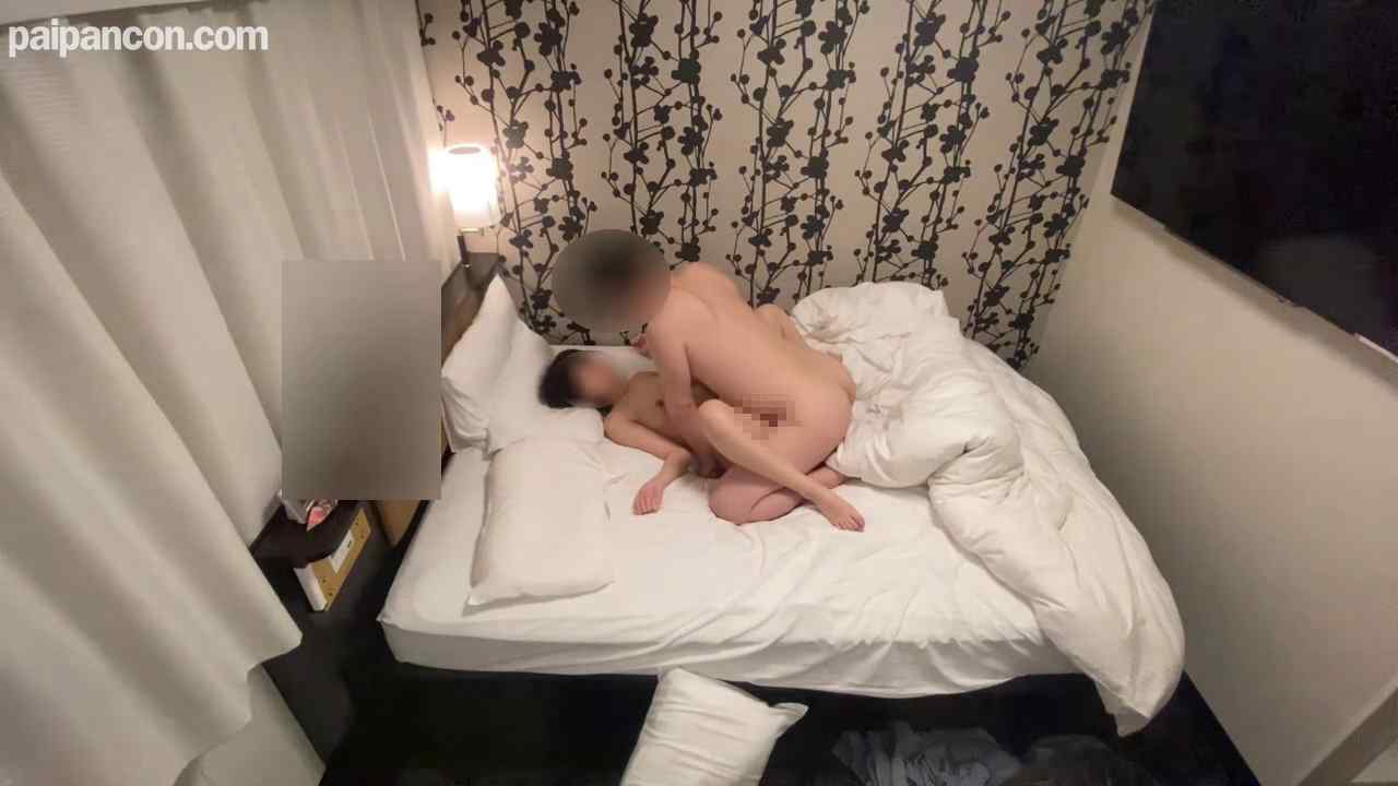 FC2-PPV-4579102 - 18歳長〇ねる似の彼氏持ち美人の初体験。はじめてのおち〇ぽにドキドキ！おじさんに開発されちゃう【４/４話】【個人撮影】No.83 thumbnail_0.jpg