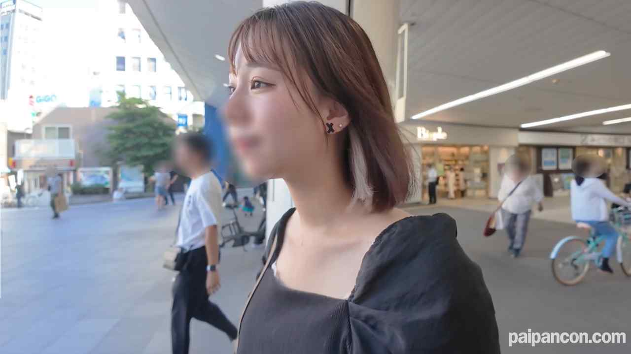 FC2-PPV-4768553 - 【初】Fカップ(MARCH)美女「居*屋の給料では足りなくて...」学費の為コウ額バイトへ応募 thumbnail_0.jpg