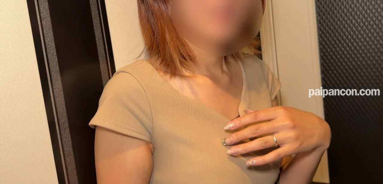 FC2-PPV-4783116 - 【素人】感度抜群の長身スレンダー人妻を呼び出しハメ。*指のリングが切なく光るもチ⚪︎ポの気持ちよさには勝てないダメ妻…特典有り thumbnail_1.jpg