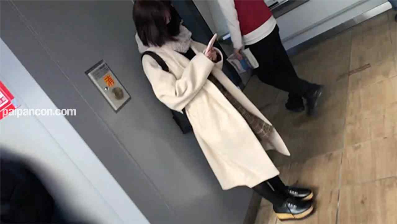 FC2-PPV-4793109 - 【先着30名500円オフ】りこ19歳_1・顔射インタビュー（13）。厳格な家に育った地味JDが夢のために大量生顔射される一部始終（055） thumbnail_0.jpg