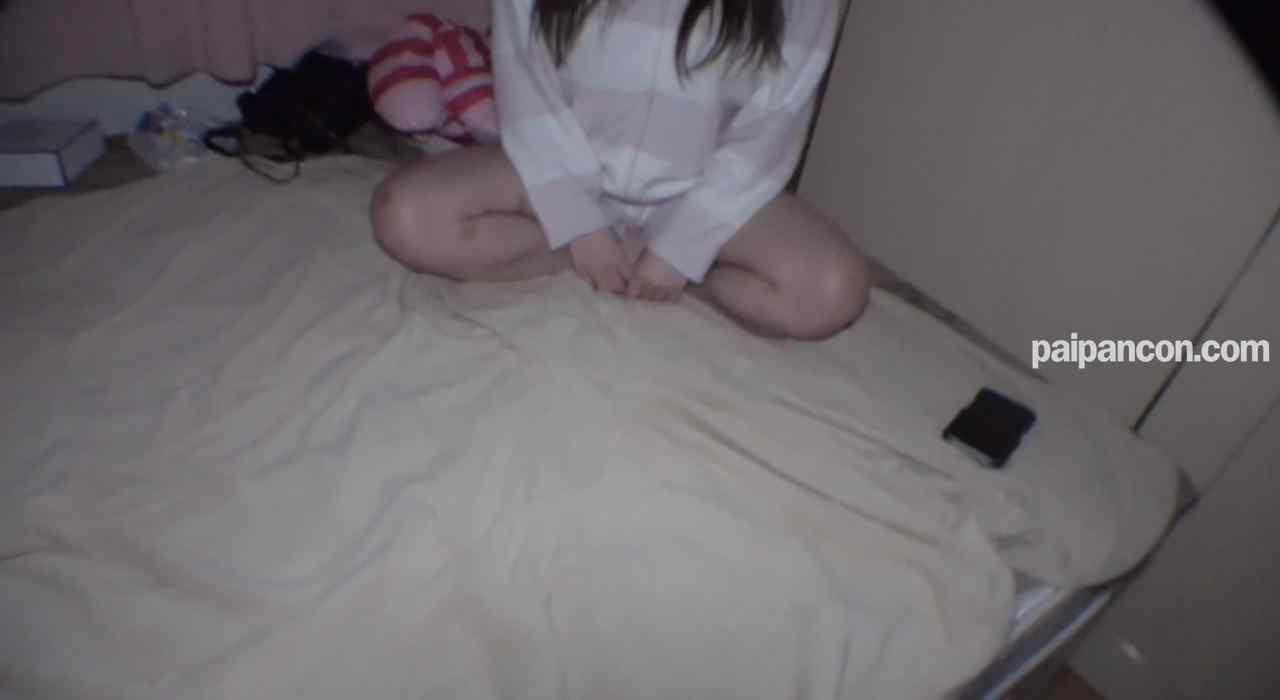 FC2-PPV-4879959 - 【衝撃！隣の部屋に友人がいるのに】Hカップのおっぱいにパイズリ！ thumbnail_6.jpg