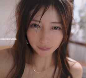 FC2-PPV-4939398 - ⭐50％OFF(1500円OFF)⭐ 7/21まで＆数量限定⭐【顔も体も美麗な45歳のシンマ.マ】生活感溢れる自宅でハメ潮吹きまくり。3Pで中出し2発！